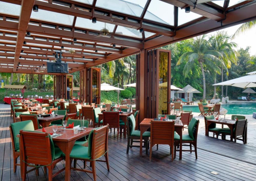 Swissotel & Grand Mercure Sanya Yalong Bay 5*