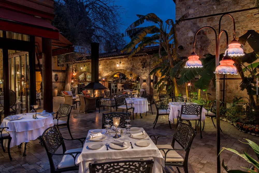 Tuvana Hotel 