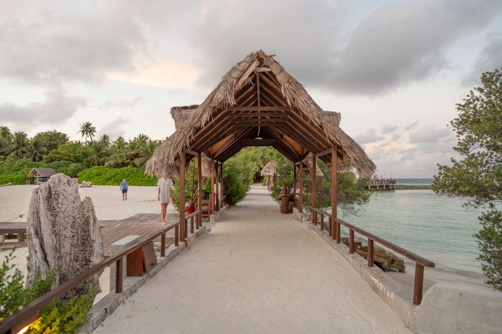 Makunudu Island | Adults Only 10+ 4*