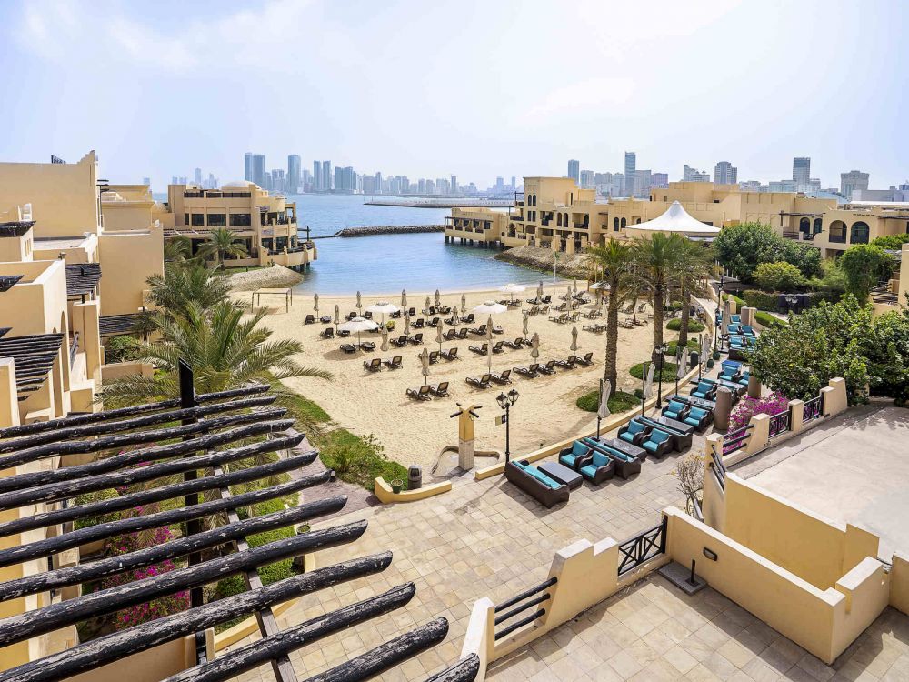 Novotel Al Dana Resort 4*