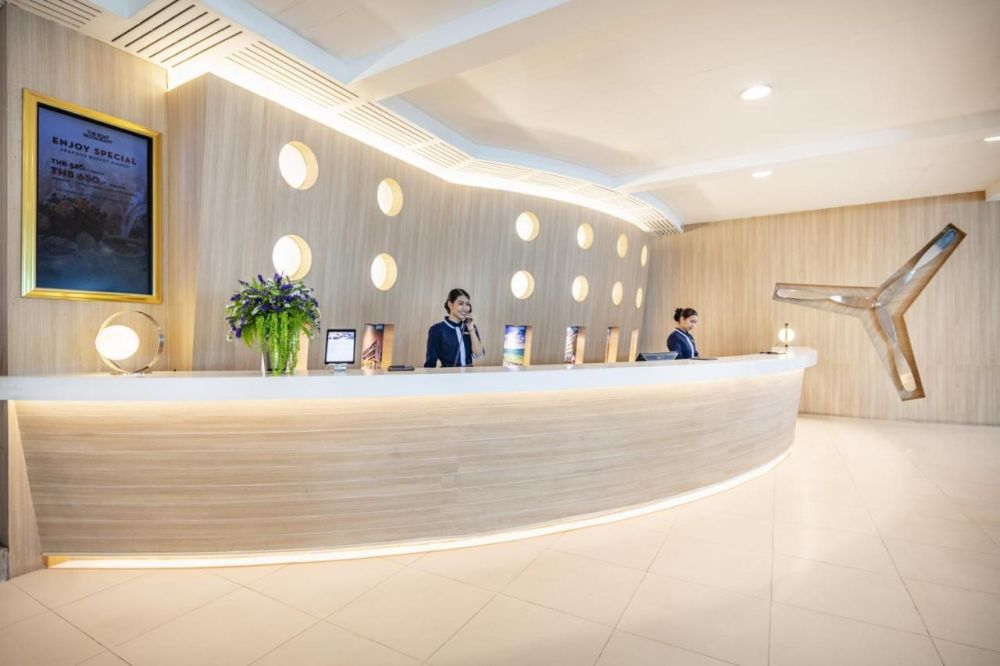 Cruise Hotel (The) (ex. A-One The Royal Cruise Hotel) 4*