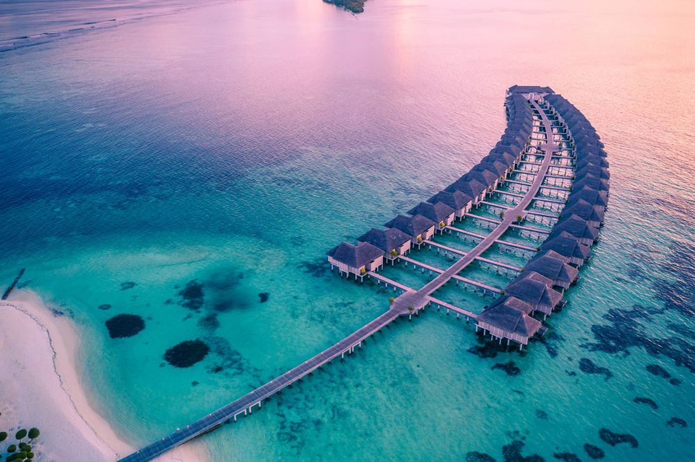 LUX* South Ari Atoll 5*