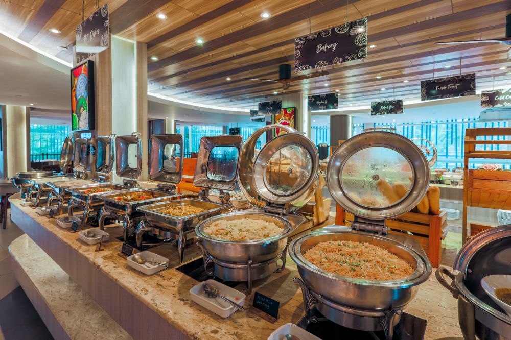 Holiday Inn Resort Phuket Karon Beach (ex. Destination Resorts Phuket Karon Beach) 4*