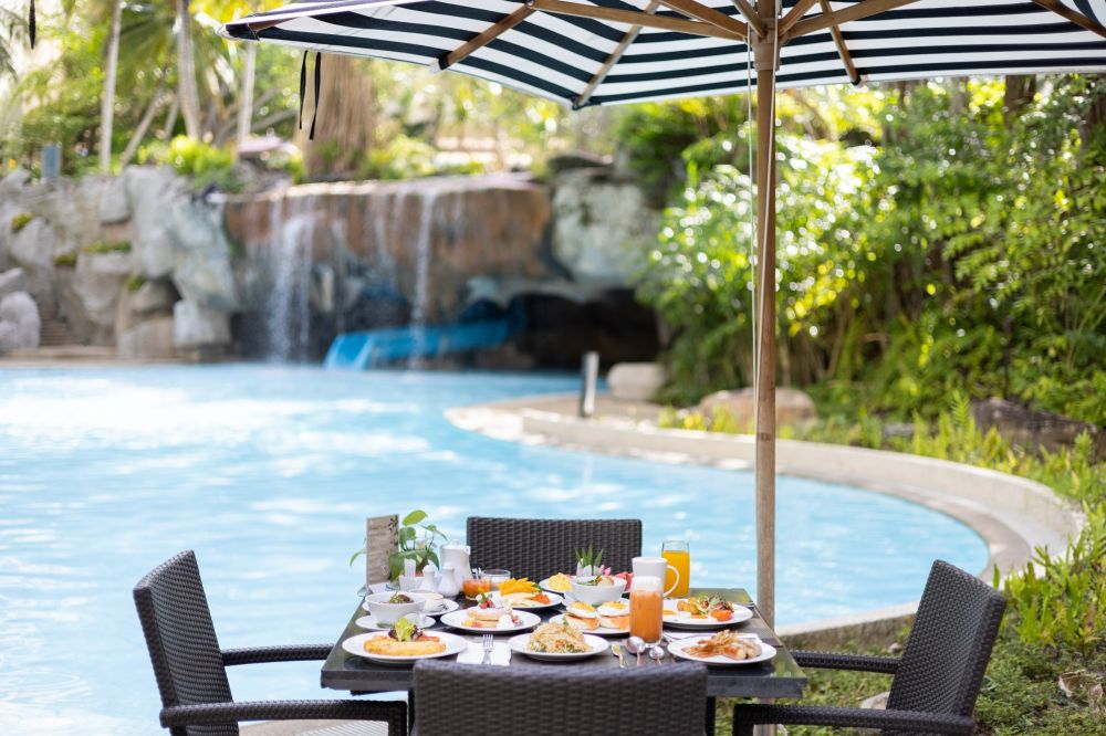 Pullman Phuket Karon Beach Resort (ex. Pullman Phuket Arcadia Karon Beach Resort) 5*