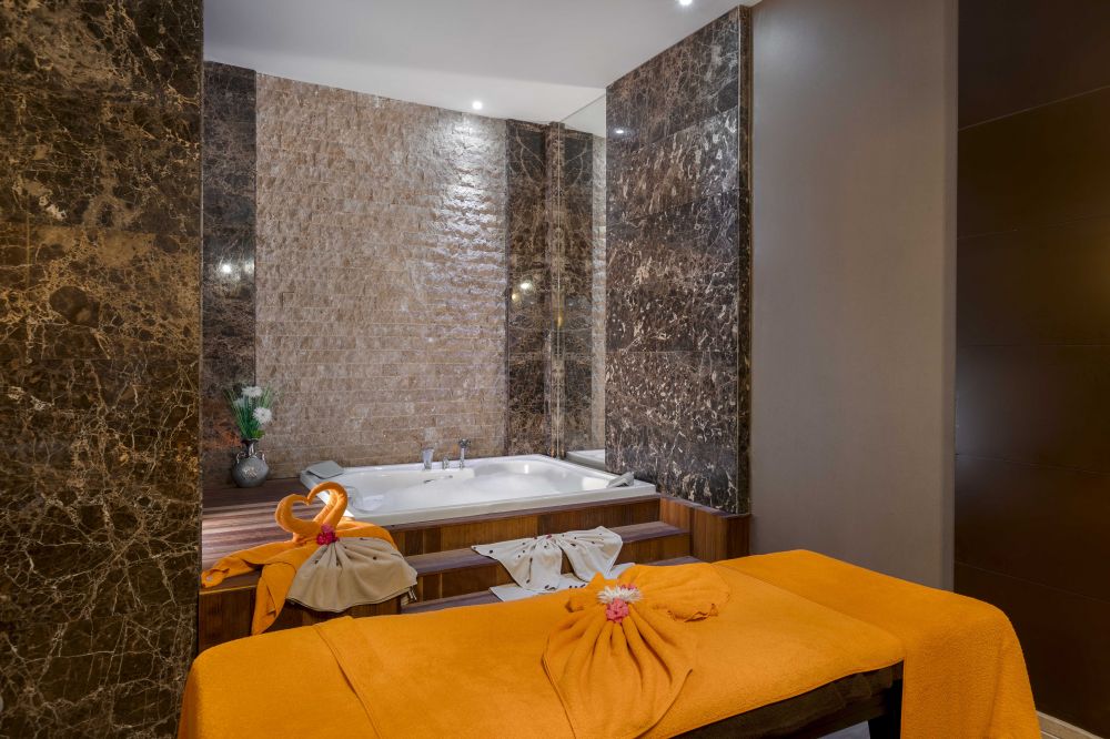 Kirman Belazur Resort & Spa 5*