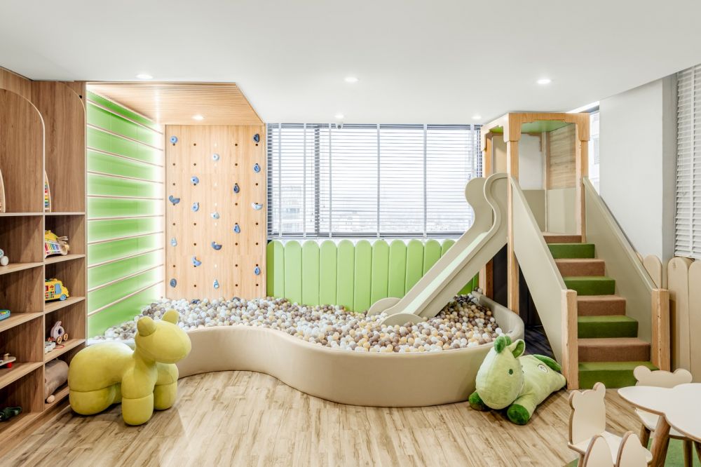 Haian Beach Hotel & Spa 4*