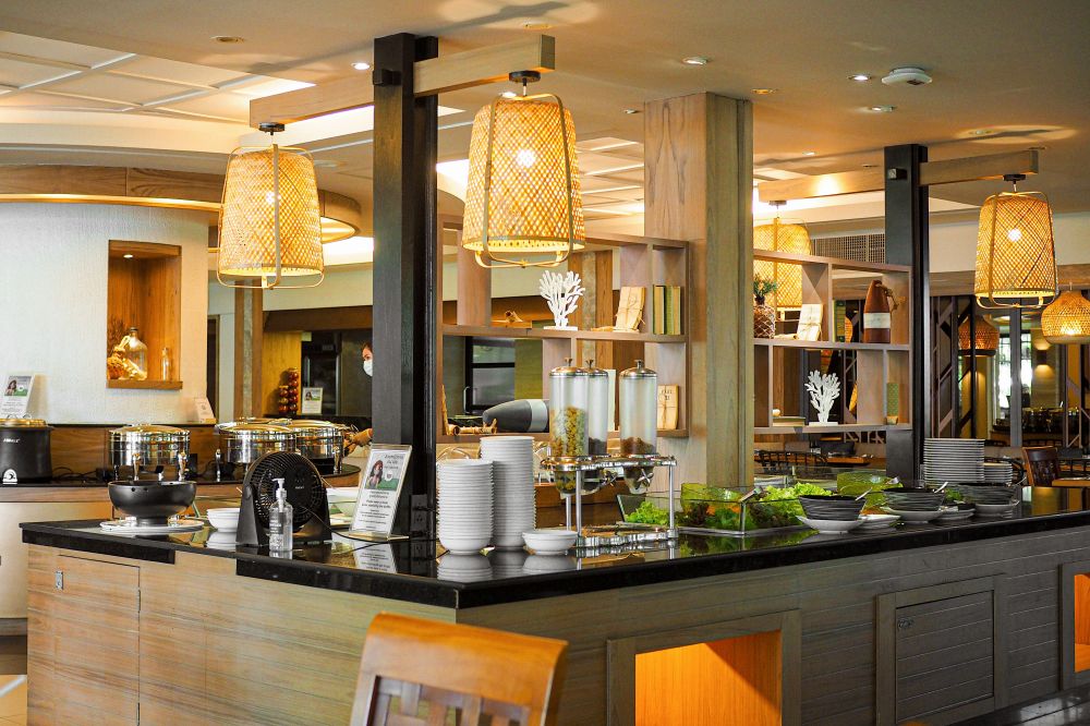 Naithonburi Resort 4*