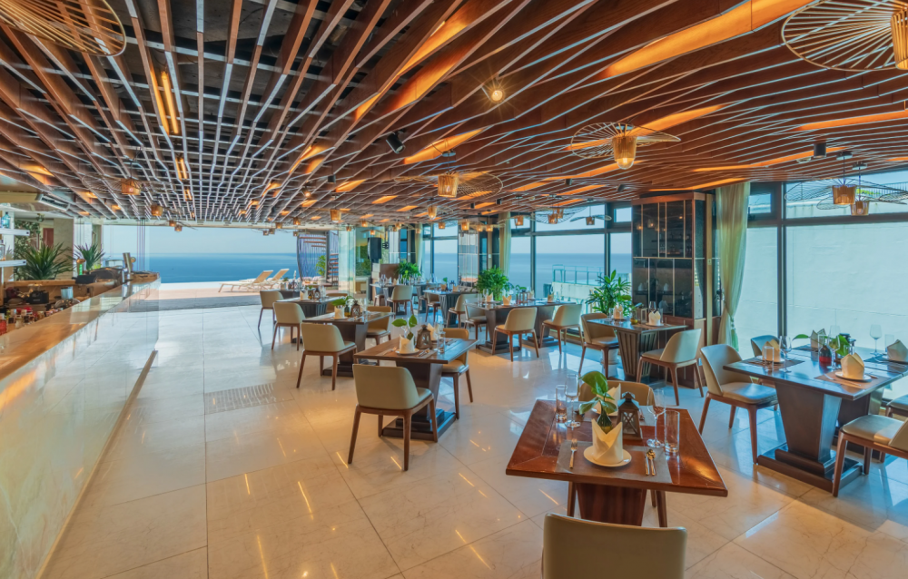 Mandila Beach Hotel 3+