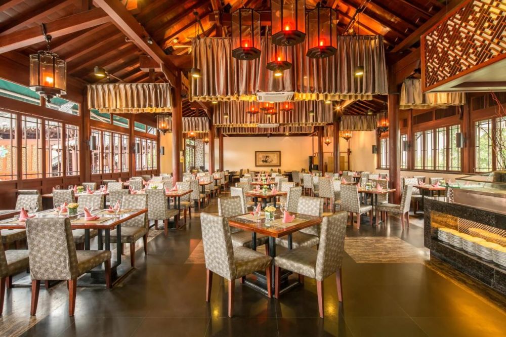 Swissotel & Grand Mercure Sanya Yalong Bay 5*