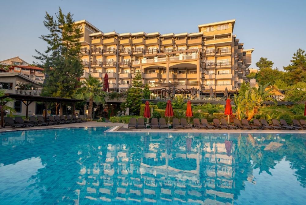 Justiniano Deluxe Resort 5*