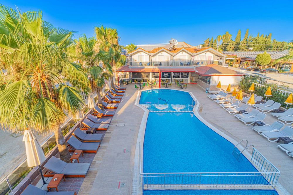 Sayanora Hotel 3*