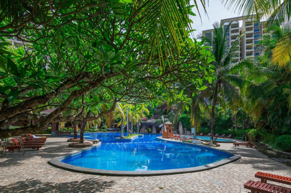 Yuhai International Resort (ex. Azure Resort) 4*