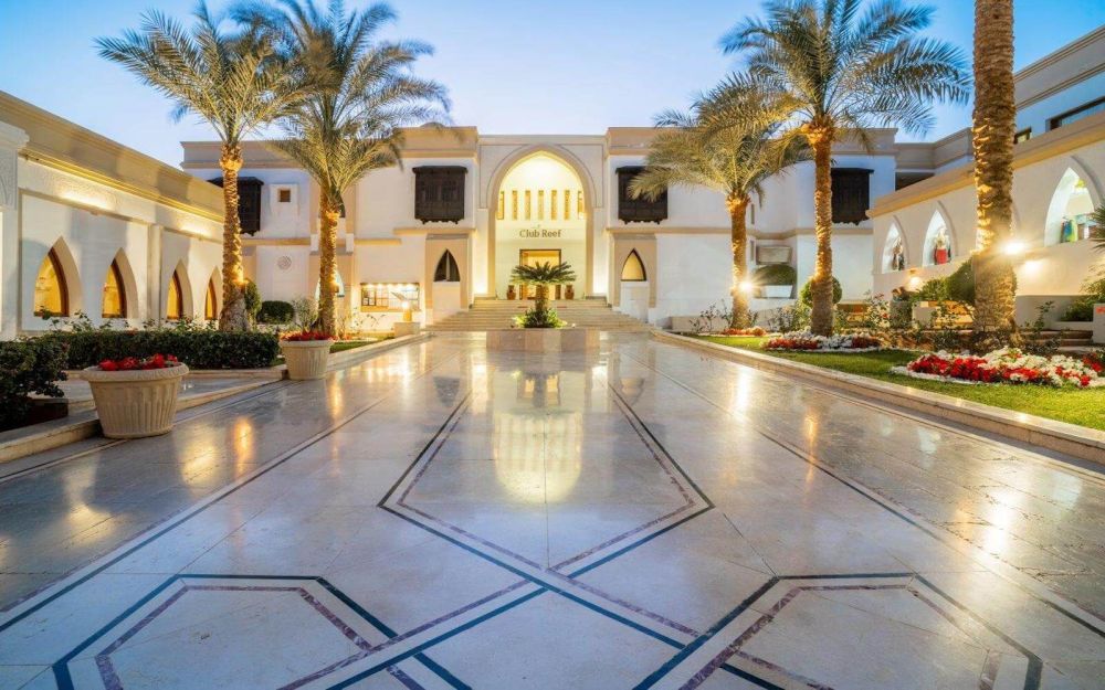 Club Reef Hotel 4*