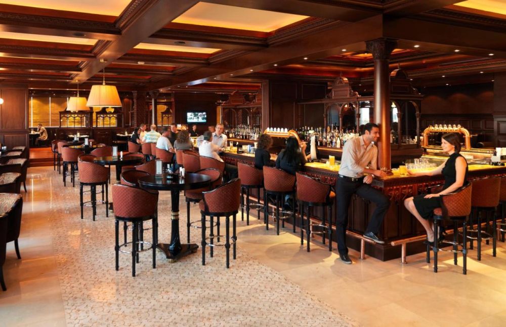 Radisson Blu Hotel Barsha Heights (Ex. Media Rotana) 5*