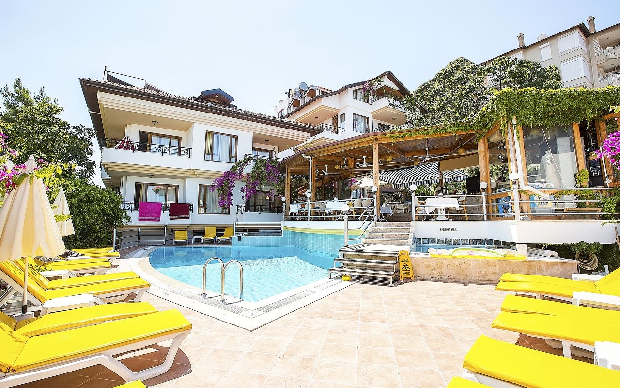 Villa Sonata Hotel 4*