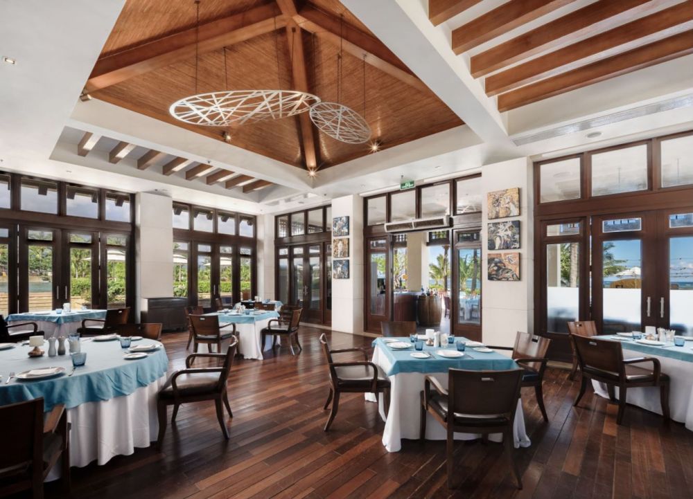 The Ritz-Carlton Sanya Yalong Bay 5*