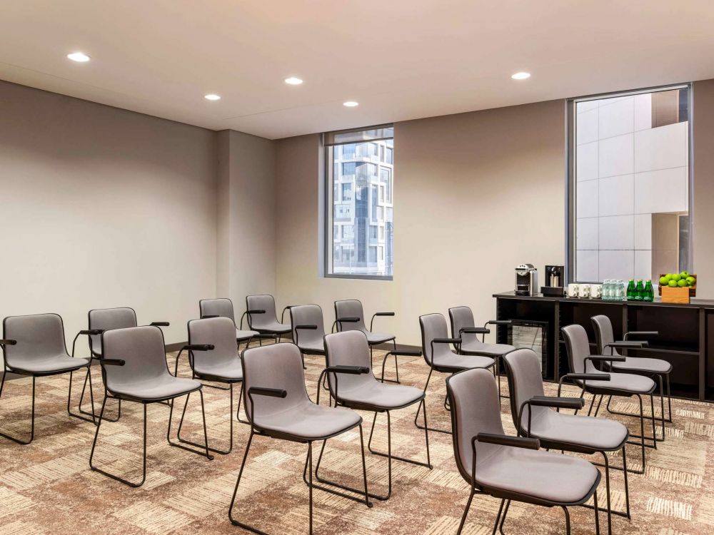 ibis Doha 3*