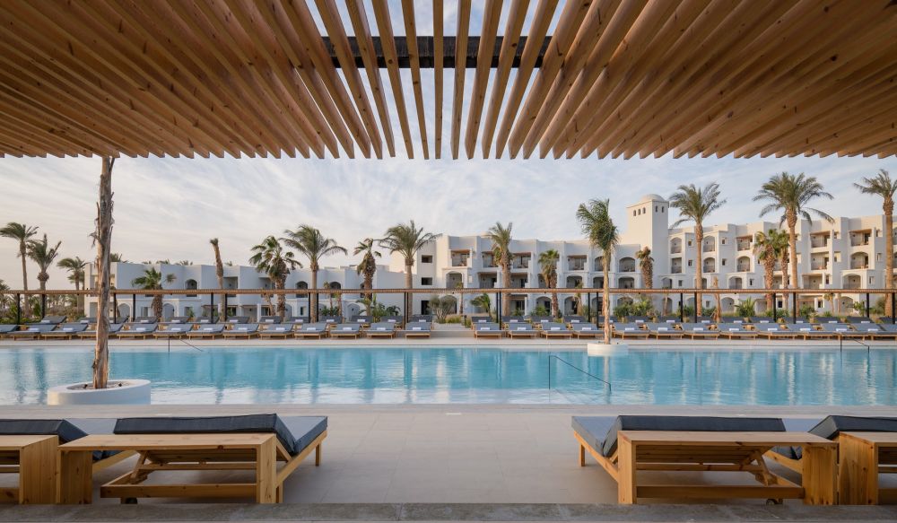 Serry Beach Resort 5*