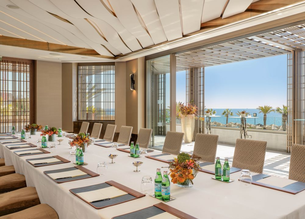 Four Seasons Cyprus Hotel 5*