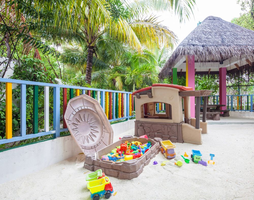 Machchafushi Island Resort & Spa Maldives (ex. Centara Grand Island Resort & Spa) 5*