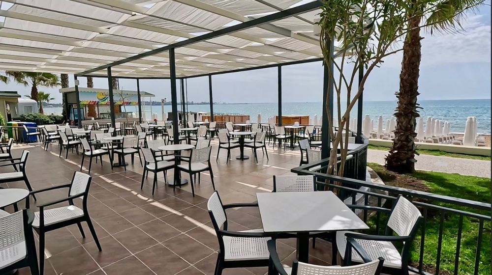 Sandy Beach 4*