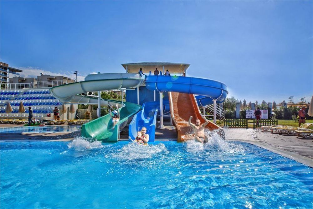 MC Beach Park Resort Hotel 5*