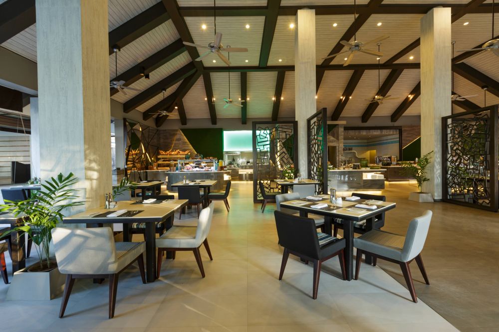 Niva Velassaru Maldives (ex. Velassaru Maldives) 5*