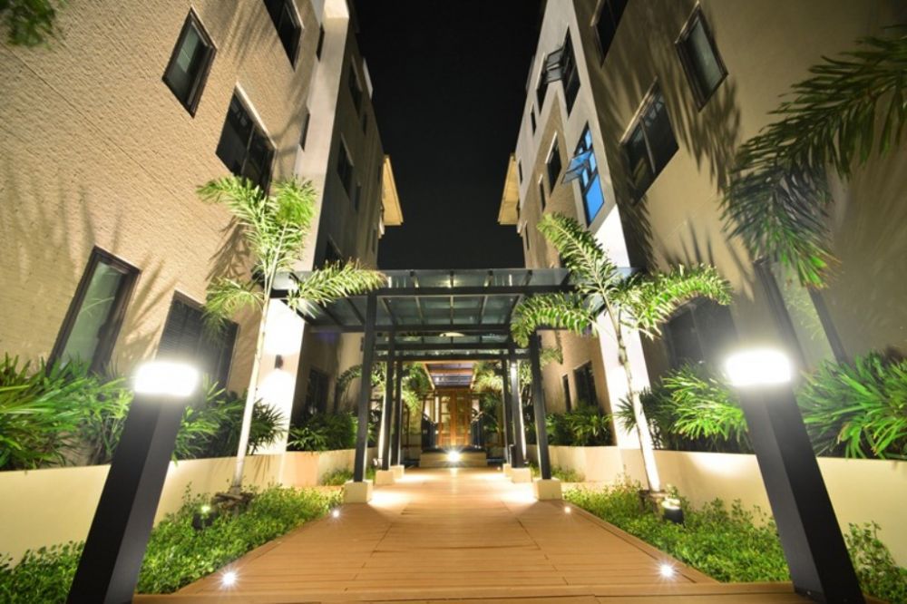 Charm Resort Phuket 4*