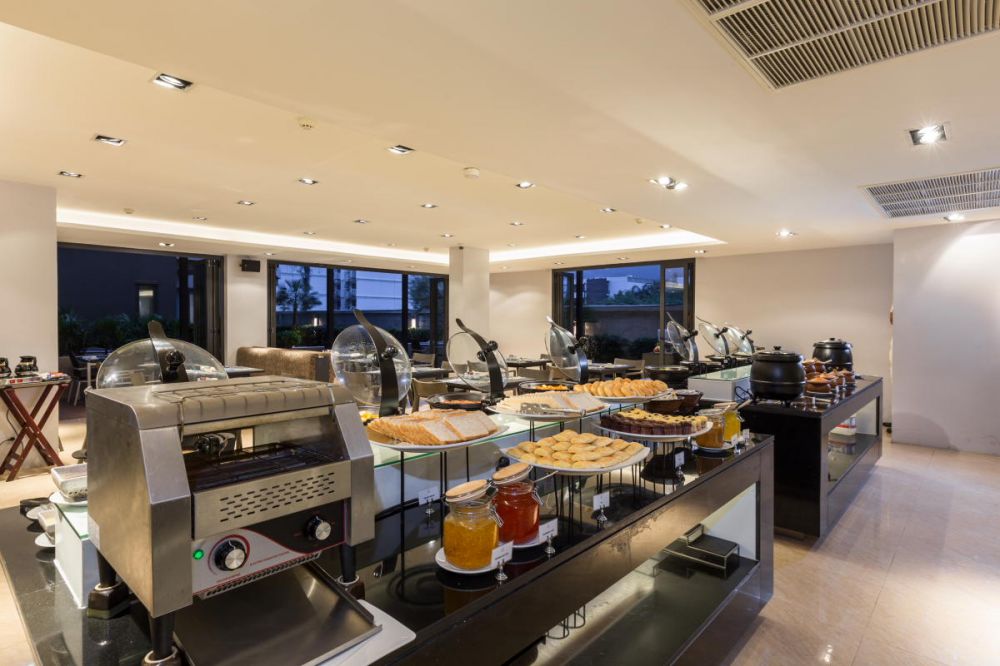 Charm Resort Phuket 4*