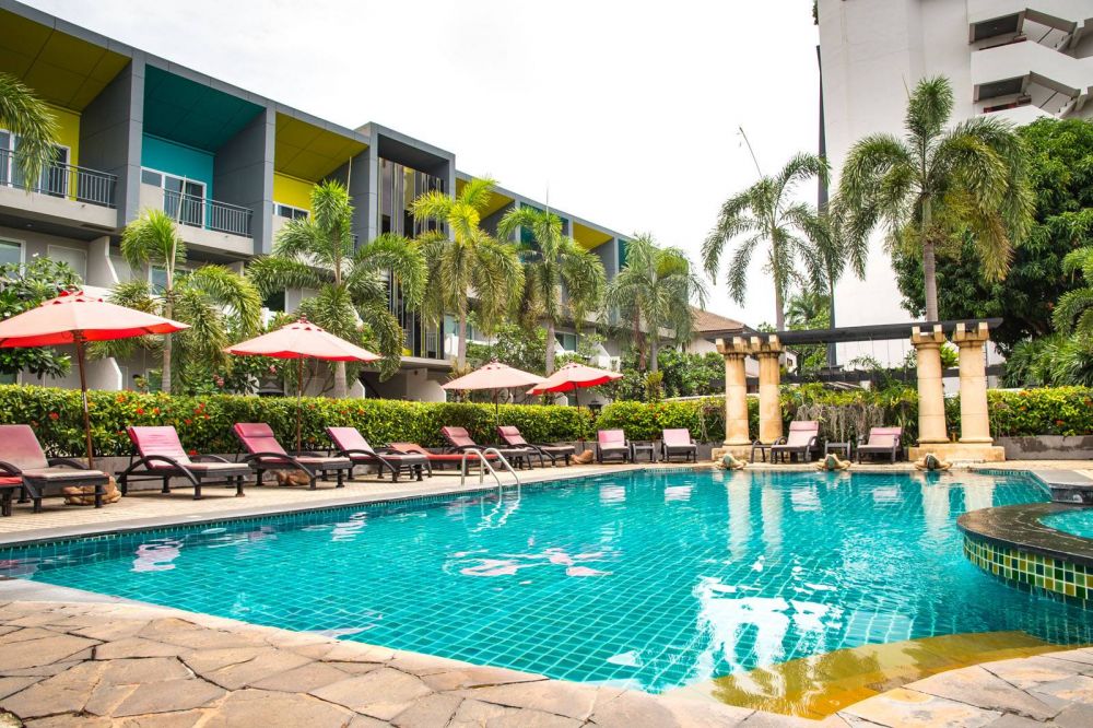 Lantana Hotel & Resort 4*