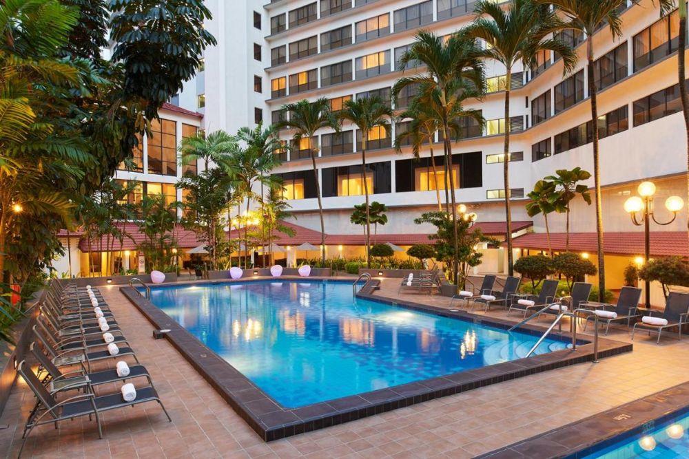 York Hotel Singapore 4*