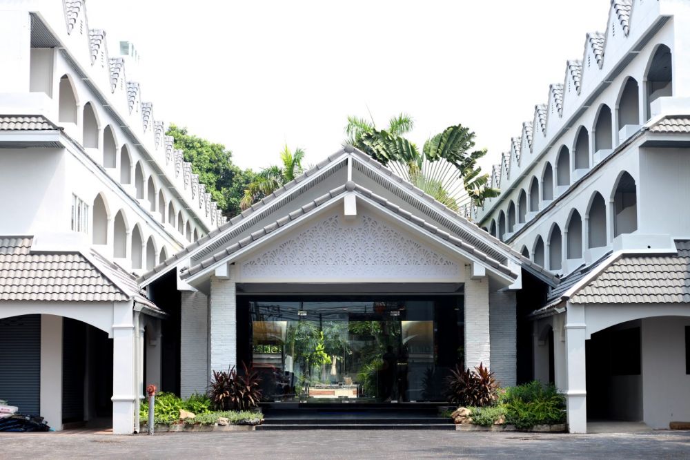 Pooh Beach Resort & Spa 5*