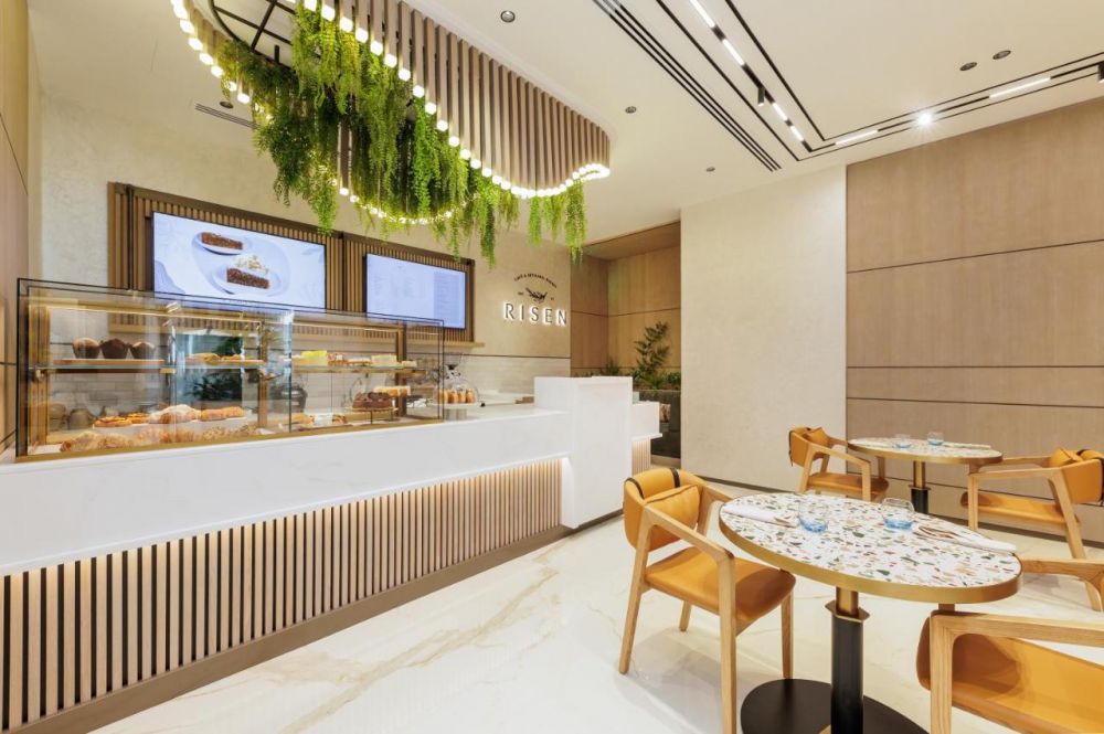 Holiday Inn Dubai Village Circle (ex. Avalon Hotel) 3*