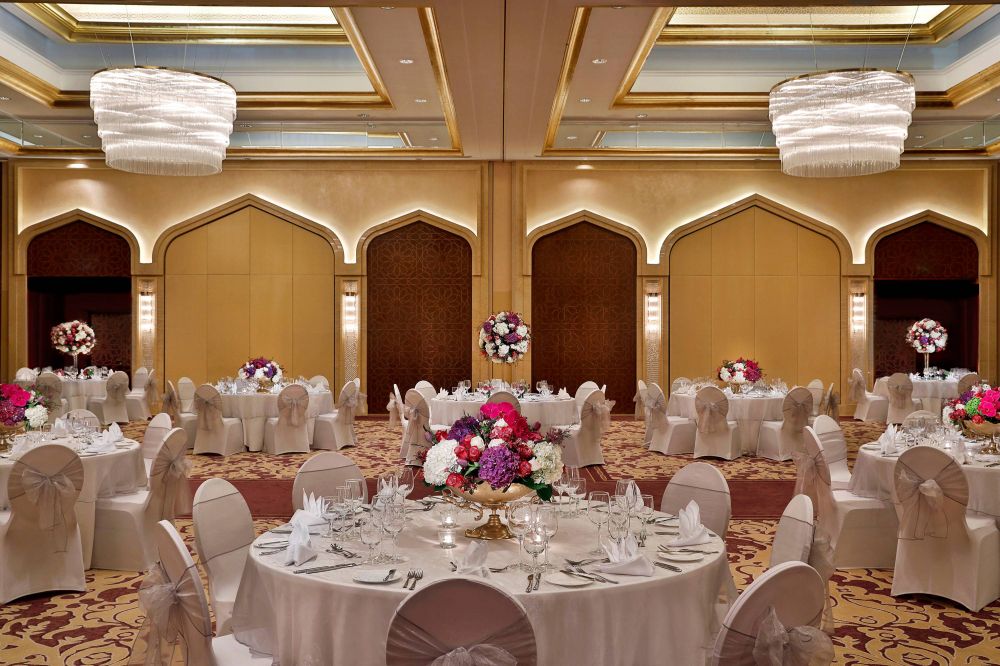 The Ritz-Carlton, Dubai 5*