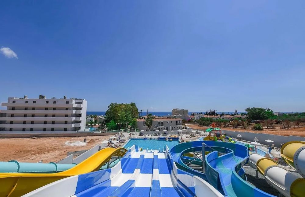 Narcissos Hotel Apartments 4*