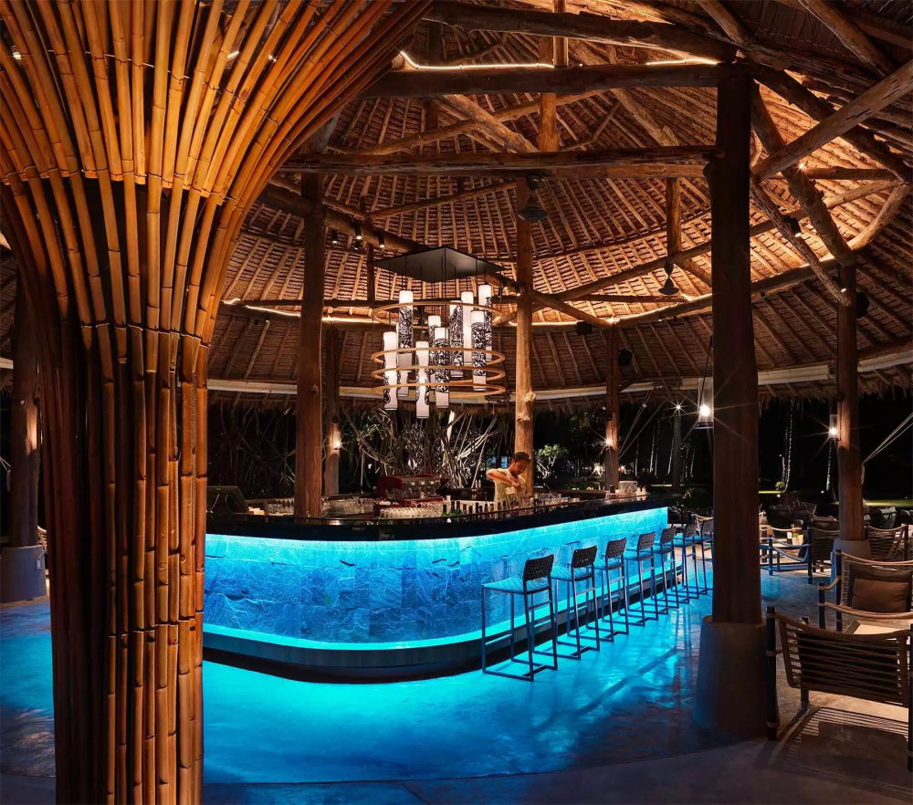 Saii Phi Phi Island Village (ex. Phi Phi Island Village Beach Resort) 5*