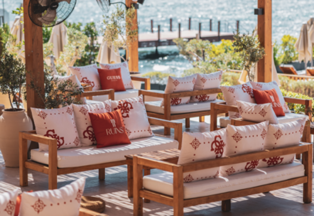 Ruins Luxury Resort (Only 10+) 