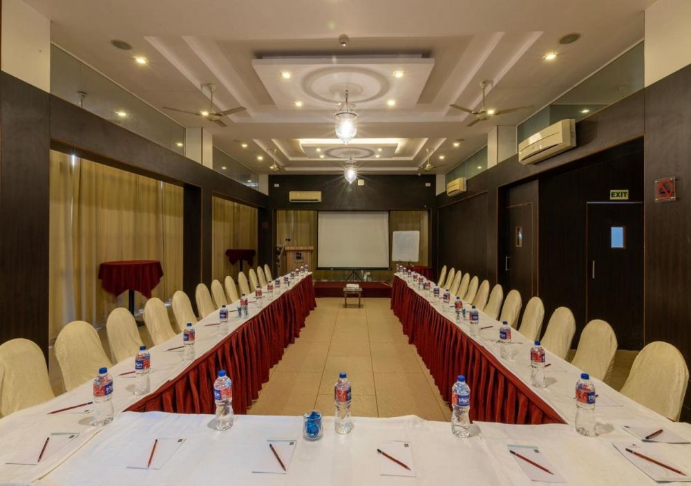 Clarion Hotel Ocean Palms (ex.Quality Inn Ocean Palms Goa) 4*