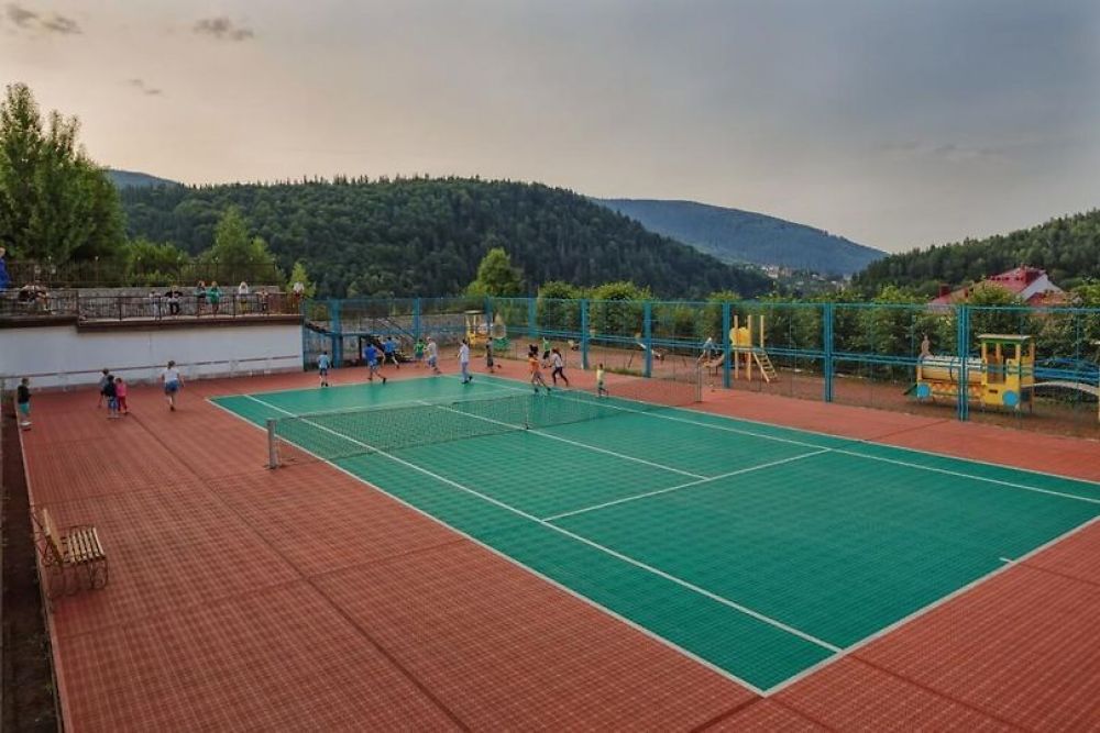 Карпаты 3*