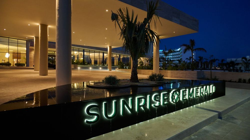 Sunrise Emerald 5*