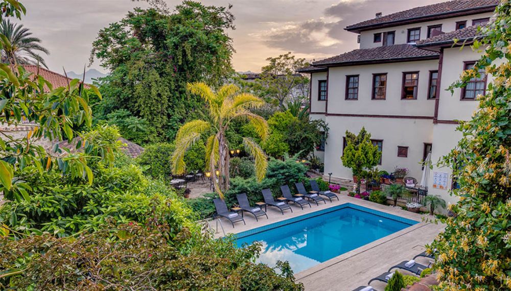 Tuvana Hotel 