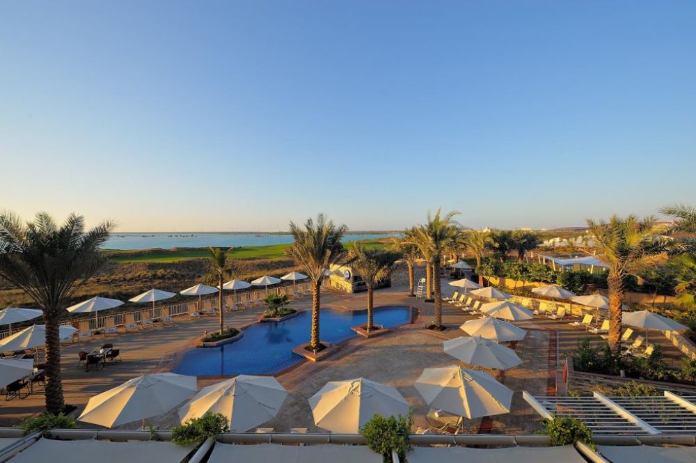 Yas Plaza Bay by IHG (ex. Park Inn by Radisson Abu Dhabi Yas Island) 4*