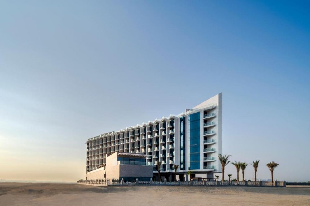 Sea Point Hotels LLC (ex. Park Regis By Prince Hotel LLC) 4*