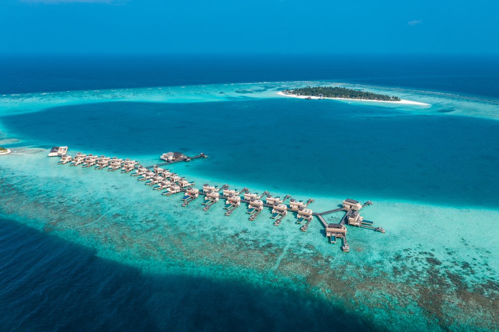 Angsana Velavaru 5*