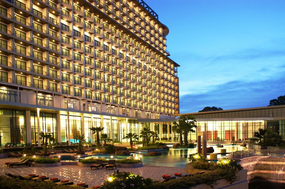 The Zign Hotel & Premium Villas 5*