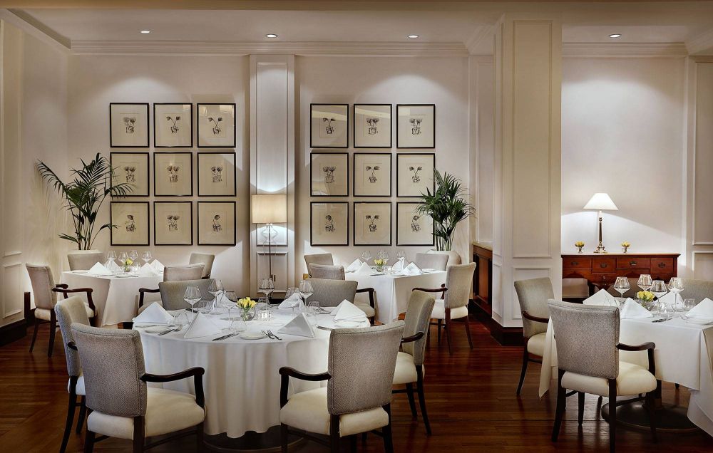 The Ritz-Carlton, Dubai 5*