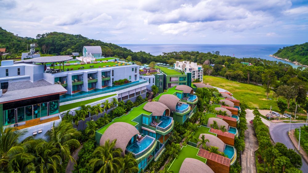 Crest Resort & Pool Villas 5*