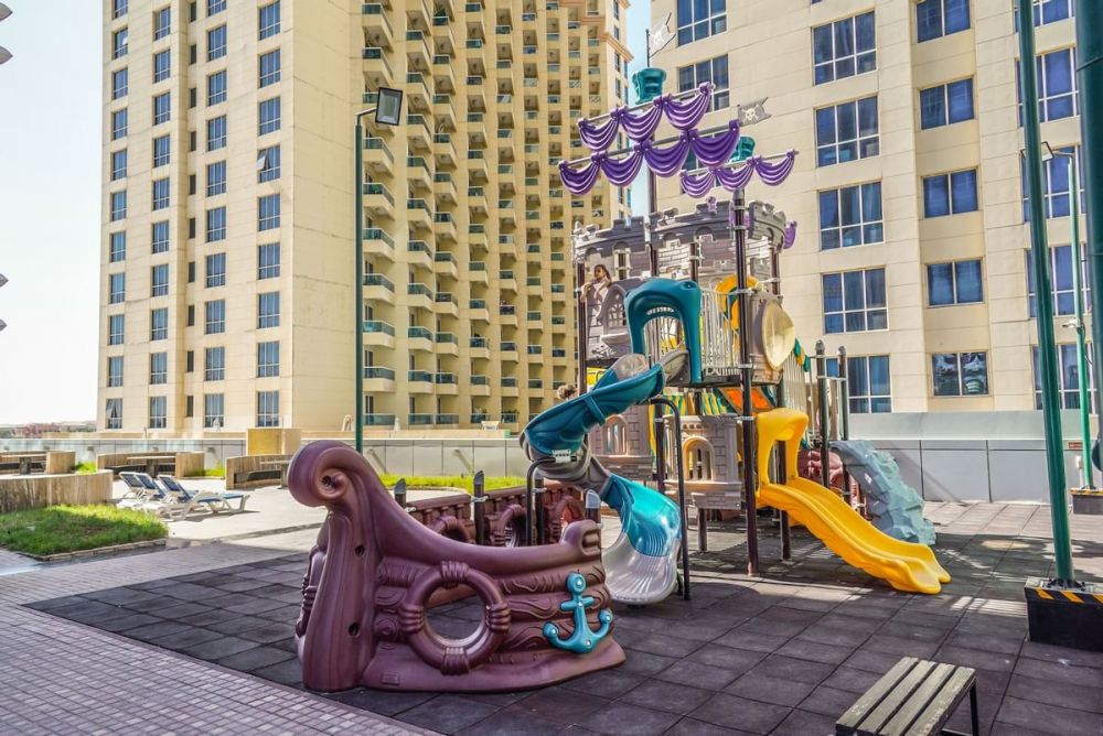 Marriott Hotel Production City, Dubai ( ex. Vintage Grand Hotel) 5*