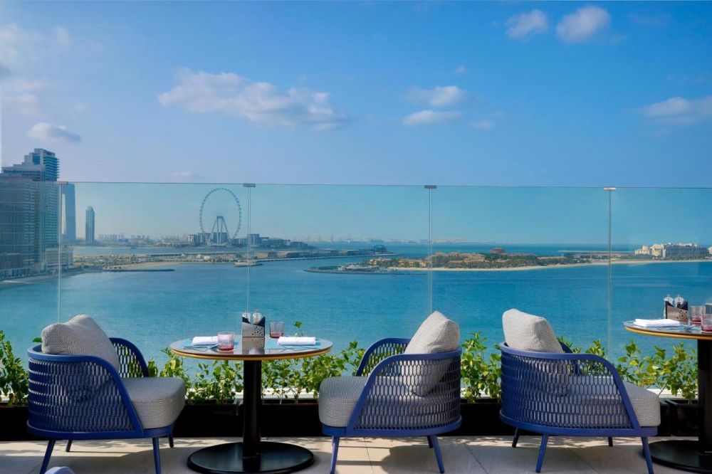 Tumbi Hotel Dubai The Palm, Tapestry Collection by Hilton 4*