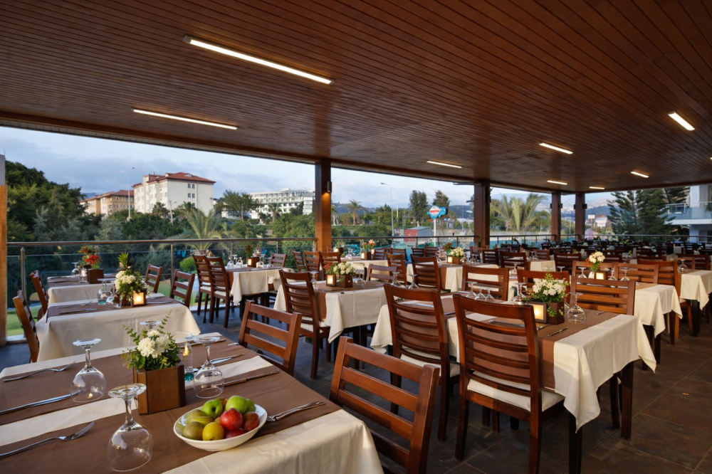 Oji Beach Hotel 4*